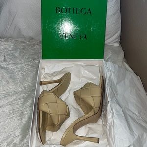 Bottega Veneta Lido Sandal